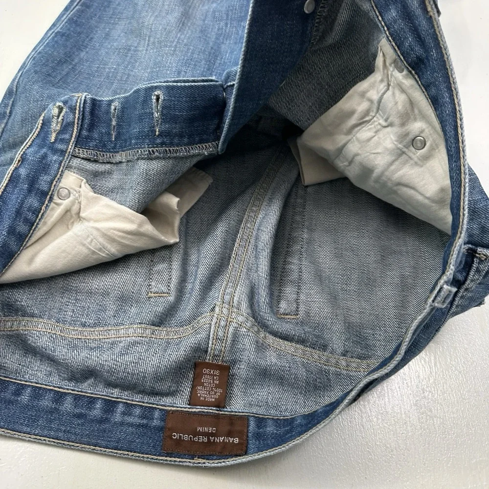 VTG‎ Y2K Banana Republic BootCut Jeans Men Actual 31x24 Blue Raw Hem Button Fly